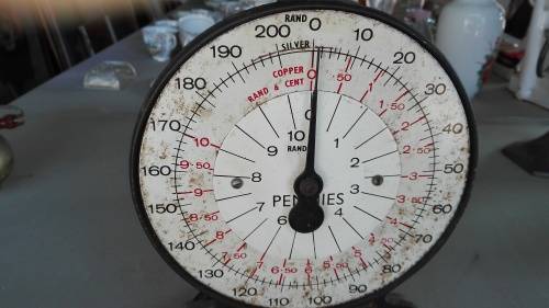 scarce bank scale for weighing coins,.................., as per photos