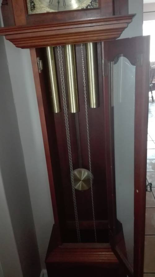 Tempus Fugit grand father clock, in excellent condition, 190cm by 41cm, 26cm deep, as per photo