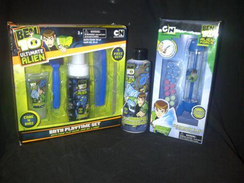 BEN 10 BATH PLAYTIME SET AND ACCESSORIES