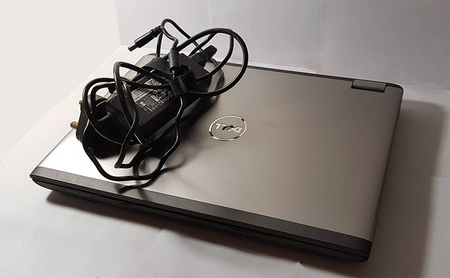 Dell intel Core I7 Laptop with GPU - 32GB mSATA SSD + 500GB HDD - 8GB RAM -Win8Pro- Radeon HD 7670M