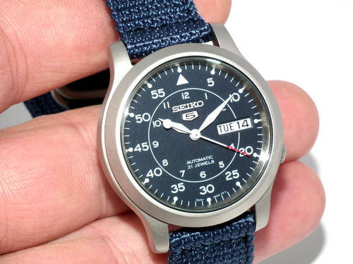 **Classic**SEIKO AUTOMATIC MILITARY AVIATOR WATCH TOUGH BAND SNK807K2