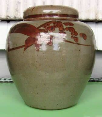 UNUSUAL LARGE LIDDED TIM MORRIS POTTERY JAR