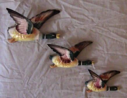 VINTAGE 1950/60S SET OF THREE FLYING DUCKS WALLSCONES/POSY VASES