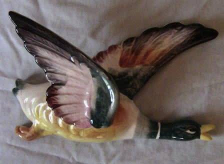 VINTAGE 1950/60S SET OF THREE FLYING DUCKS WALLSCONES/POSY VASES