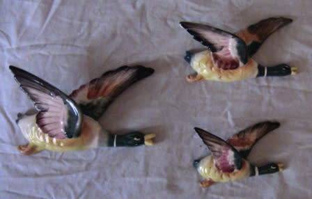 VINTAGE 1950/60S SET OF THREE FLYING DUCKS WALLSCONES/POSY VASES