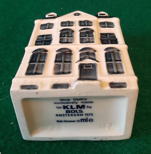 BLUE DELFTS FOR KLM BY BOLS MINIATURE HOUSE NO 48