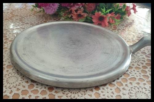 Vintage pancakes pan, Vintage flat pan, Aluminum pan, Pancake baking pan