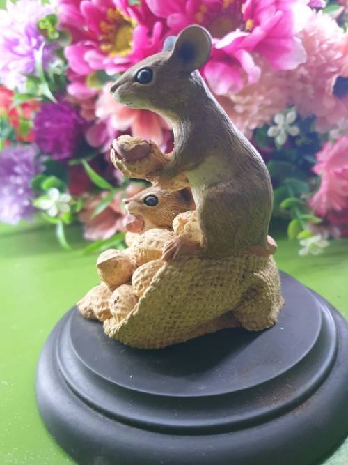 FEATHERS OF KNYSNA SA~WILDLIFE SERIES SCULPTURE ON WOODEN BASE~LIMITED EDITION