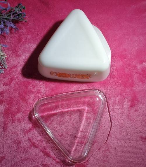 Vintage English Pyrex Sunflower Triangle Dish with Lid