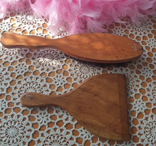 Vintage Brush and Scoop