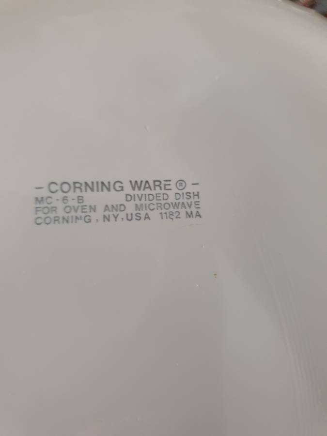 Corning Ware Divided Bowl 01