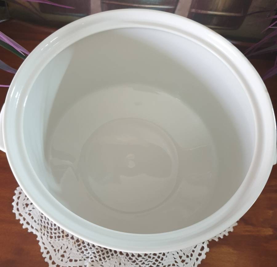 Villeroy & Boch TRIANON  Veggie Bowl  with Lid