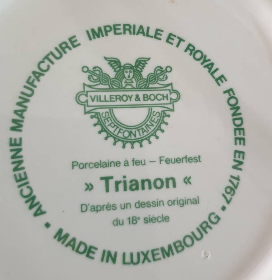 Villeroy & Boch TRIANON  Veggie Bowl  with Lid