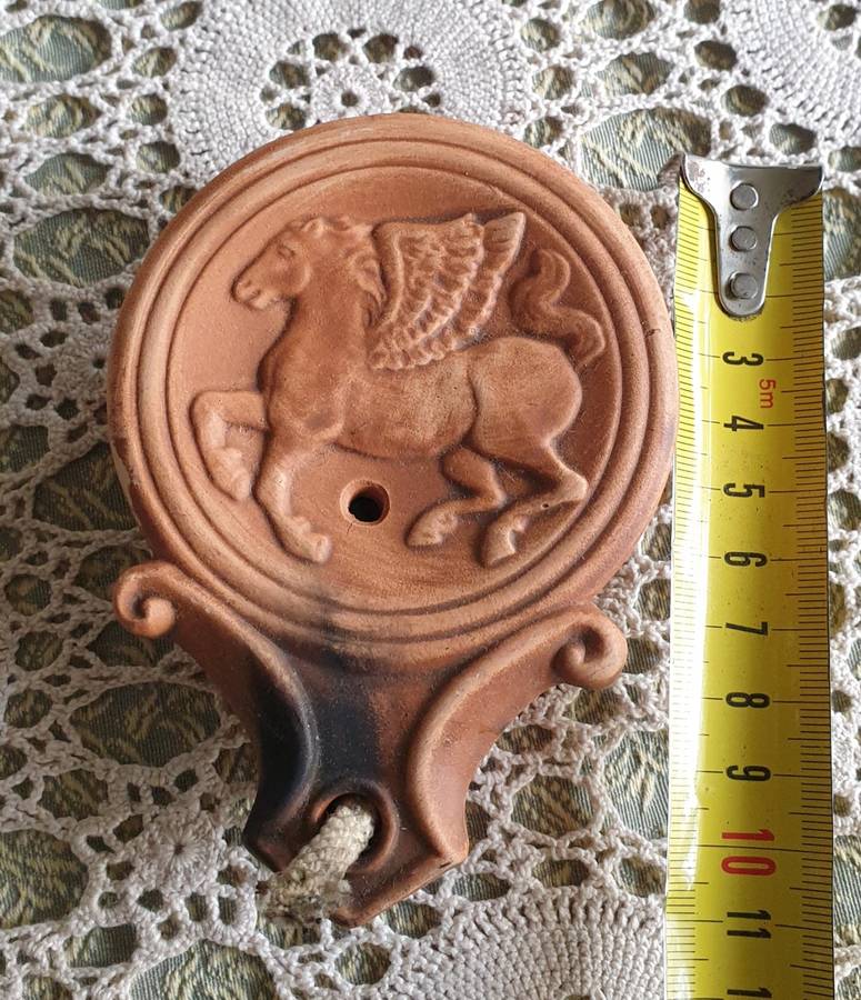 SMALL OIL LAMP TERRA COTTA