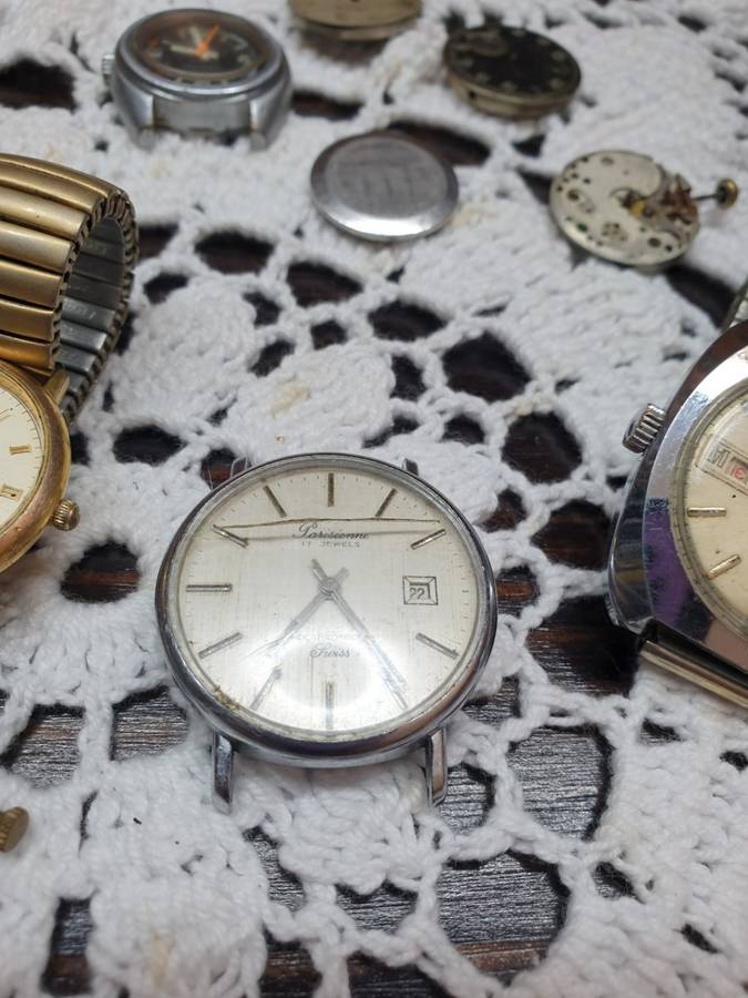 Collection of watches for repairs