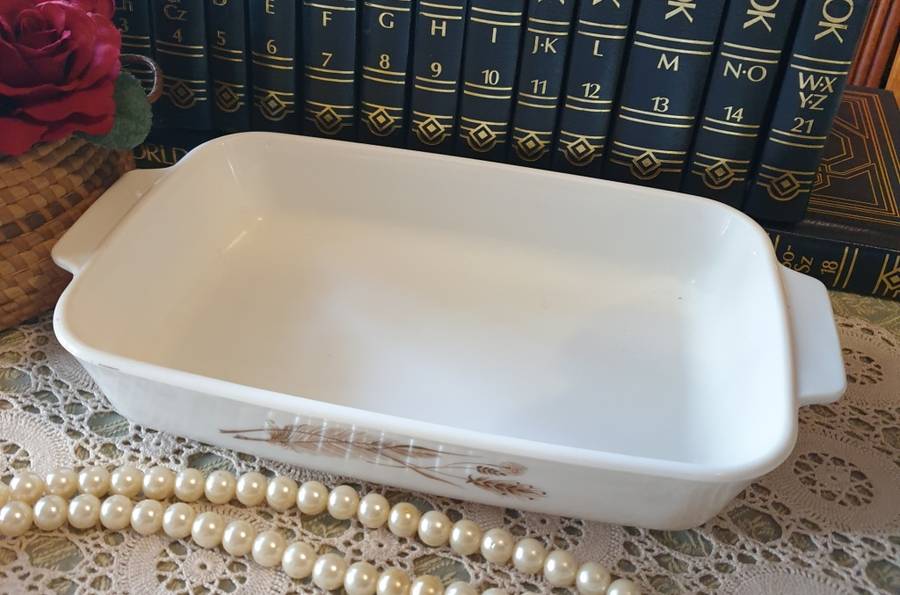 LOVELY FRENCH OVEN BOWL