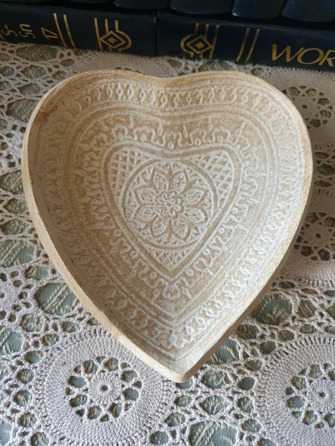 SMALL HEART TRINKET BOWL