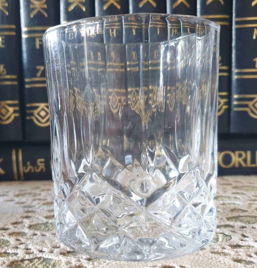 6 WHISKEY TUMBLERS