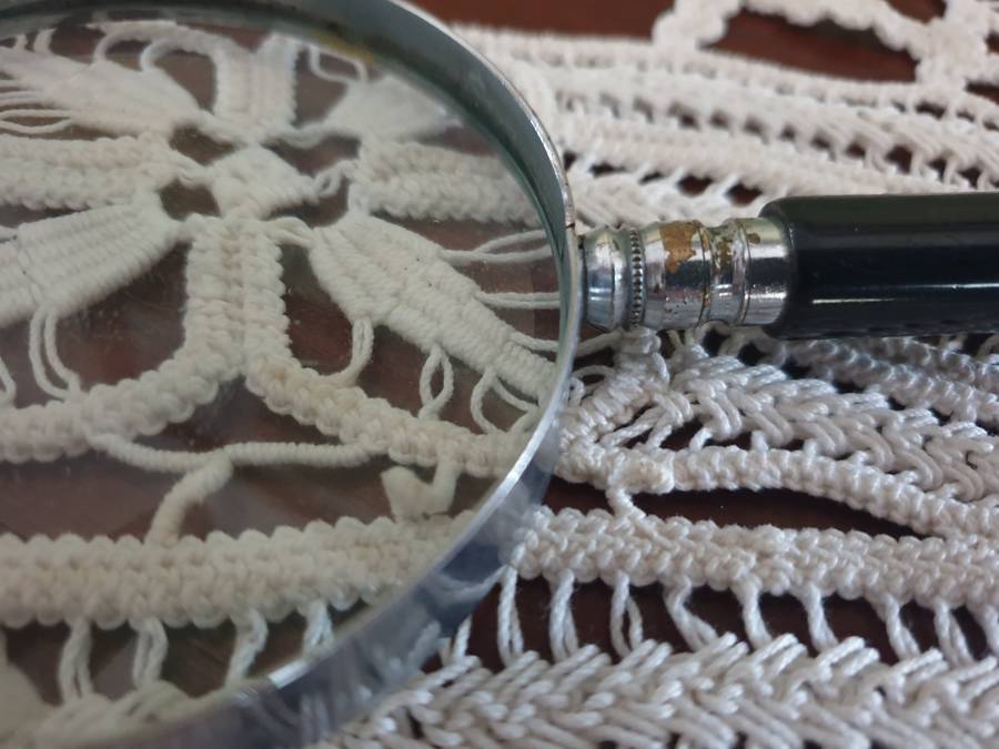 Magnifying Glass | 7.5 X 17 CM |