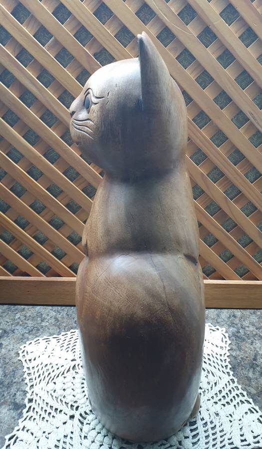 LARGE WOODEN CAT ORNAMENT
