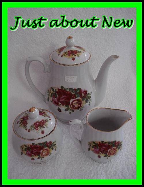 ~~ English Rose Tea Set  ~~