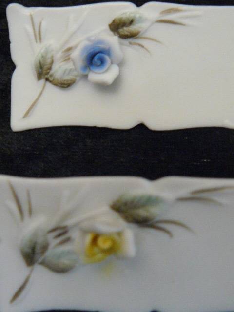 PORCELAIN FINE HAND MADE PLACE NAME SIGNS SET BOXED