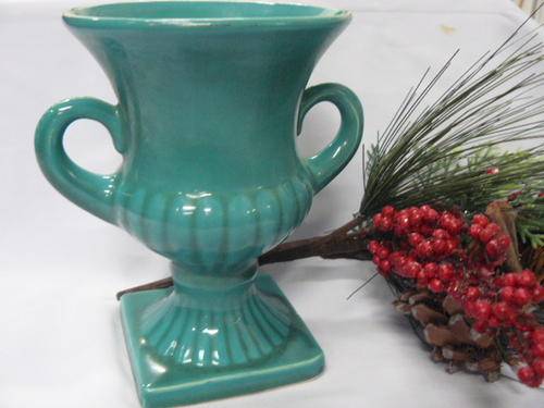 URN LIKE VASE 31/163