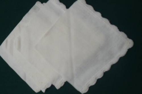 VINTAGE HANKIES FINE WITH COTTON HAND CROCHETED EDGE