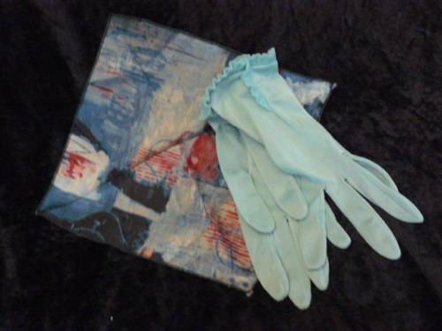 SILKY HANKIE AND NYLON VINTAGE GLOVES