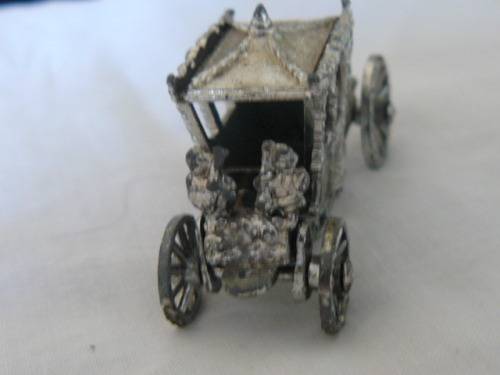 Antique Miniature Metal Horse Carriage