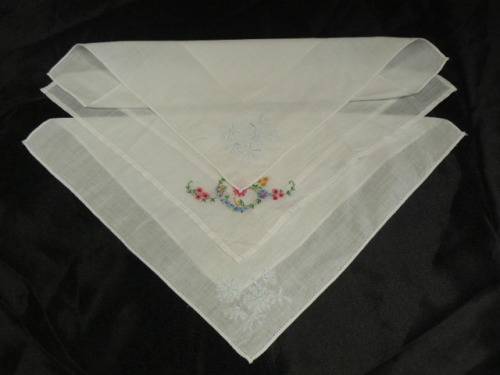 VINTAGE COTTON EMBROIDERED HANKIES X3