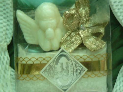 VINTAGE GLOVES AND FREE GIFT