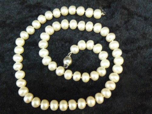 FOUX PEARL NECKLACE 44 CM