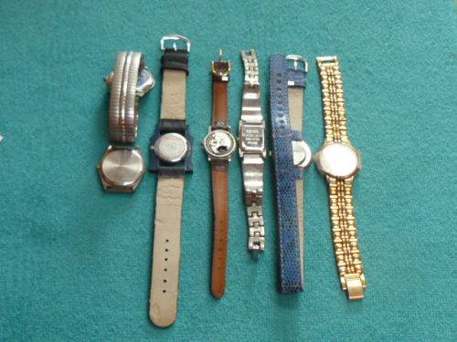 QUARTZ WATCHES SOLD AS SPARES SOME ONLY NEED A BATTERY