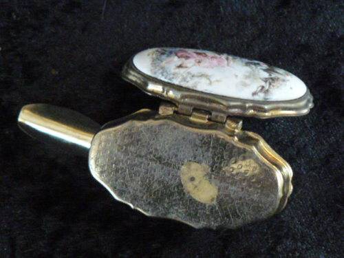 ROMANTIC SCENCE POCKET ASH TRAY
