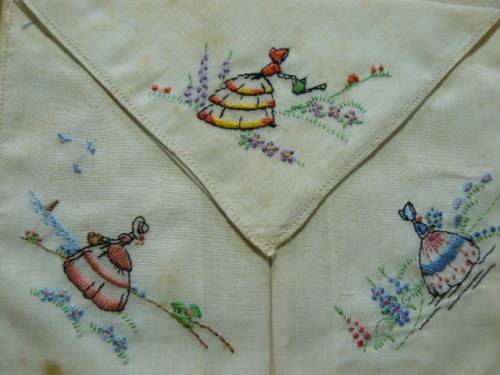 VINTAGE COTTON EMBROIDERED HANKIES ORIGINALY BOXED NORTHERN IRELAND