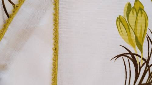 Italian vintage table cloth 59x98` and 12 napkins