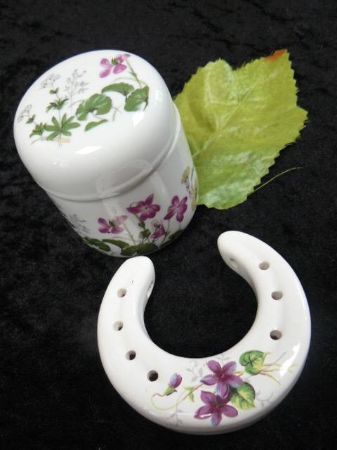 JAR PORCELAIN AND POT PORRIE HOLDER