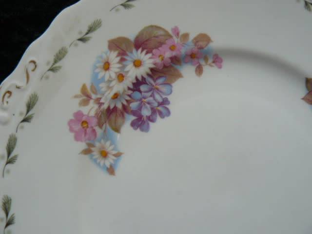 ROYAL VALE PLATE