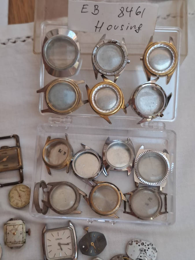 Lot 17 various ladies watches movement and housings