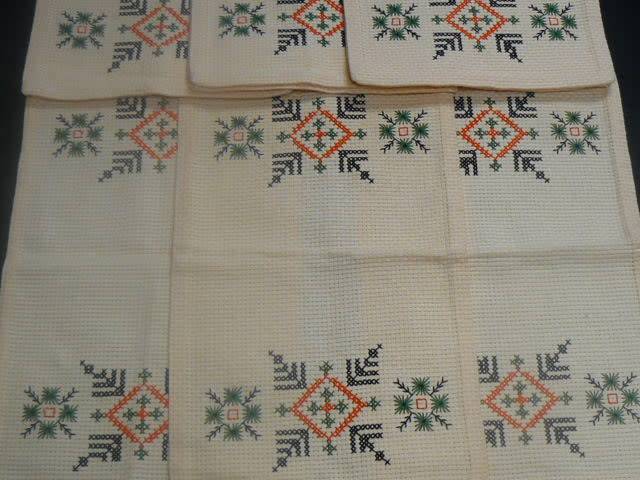CROSS STITCH COTTON LACE MATS X 6