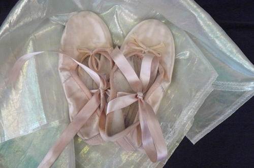 GIRLS  BALLET SHOES