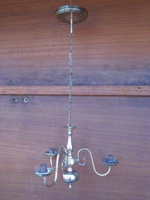 DELFT 3-LIGHT CHANDELIER