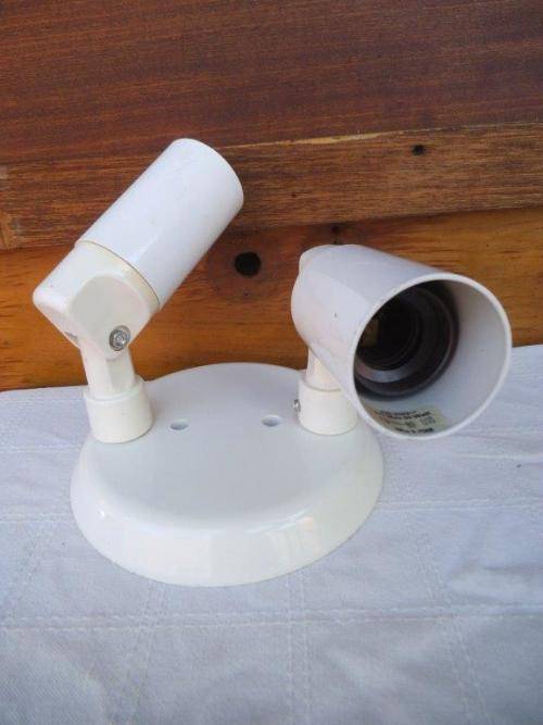 DOUBLE ADJUSTABLE CEILING LIGHTS