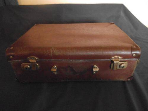 CHARMING ANTIQUE BROWN CARDBOARD SUITCASE