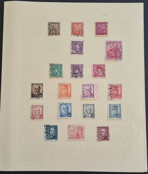 Czechoslovakia - Small collection on 9 pages + singles