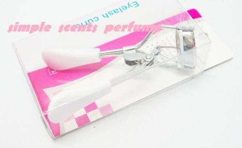 EYELASH CURLER