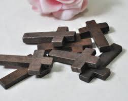 WOODEN CROSS-BROWN -1PC 30X20MM