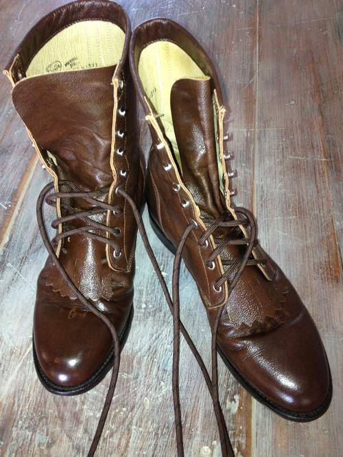 Vintage look Lace up brown leather shoe