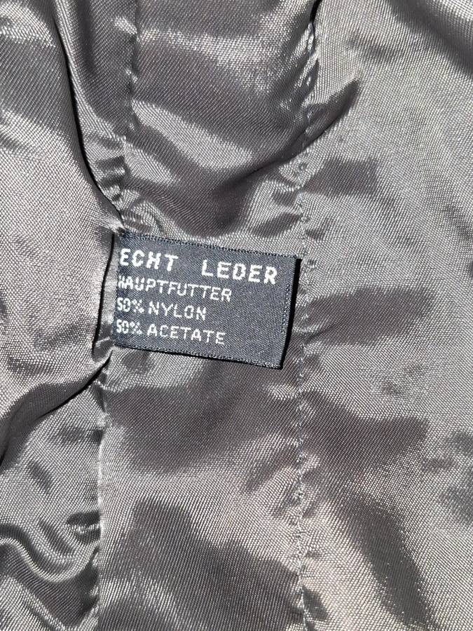 Vintage XL Men's Trench Coat - Genuine Leather - Superb Condition  - WINTER IS HERE !